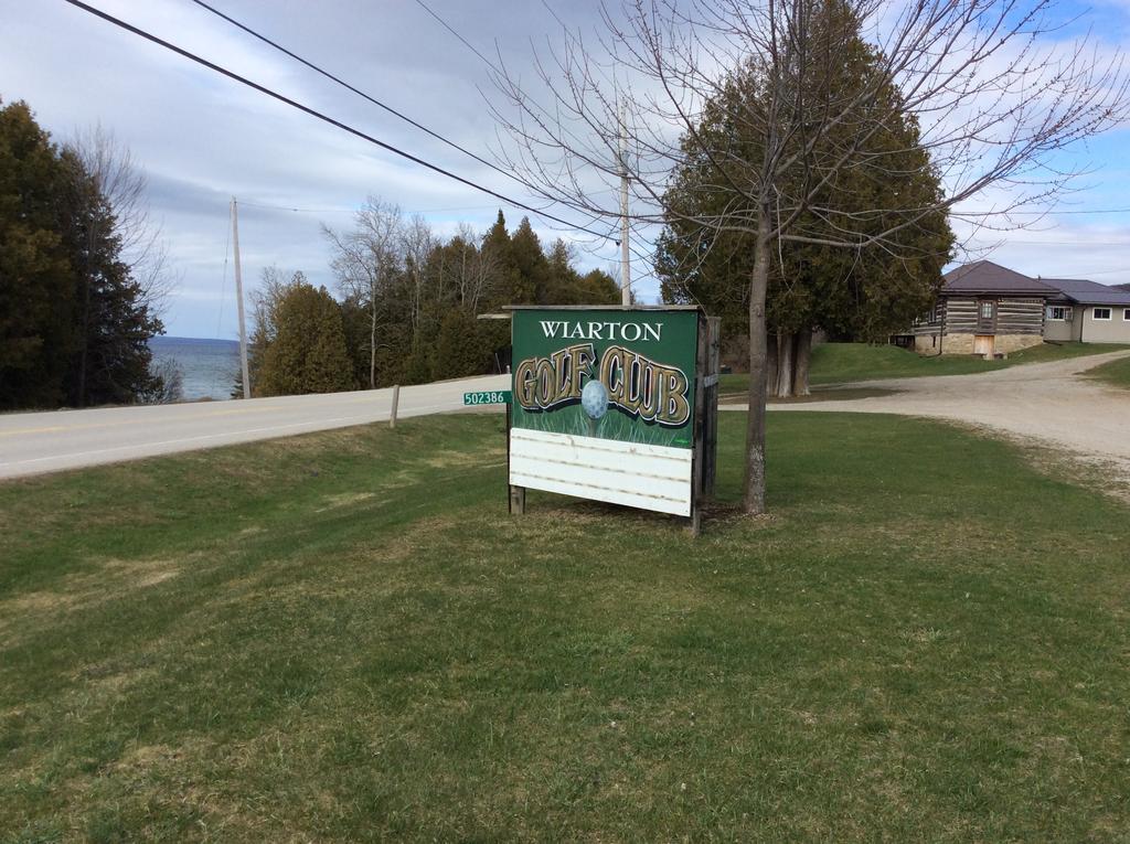 N' This On The Bay -Vacation Suite Wiarton Bagian luar foto