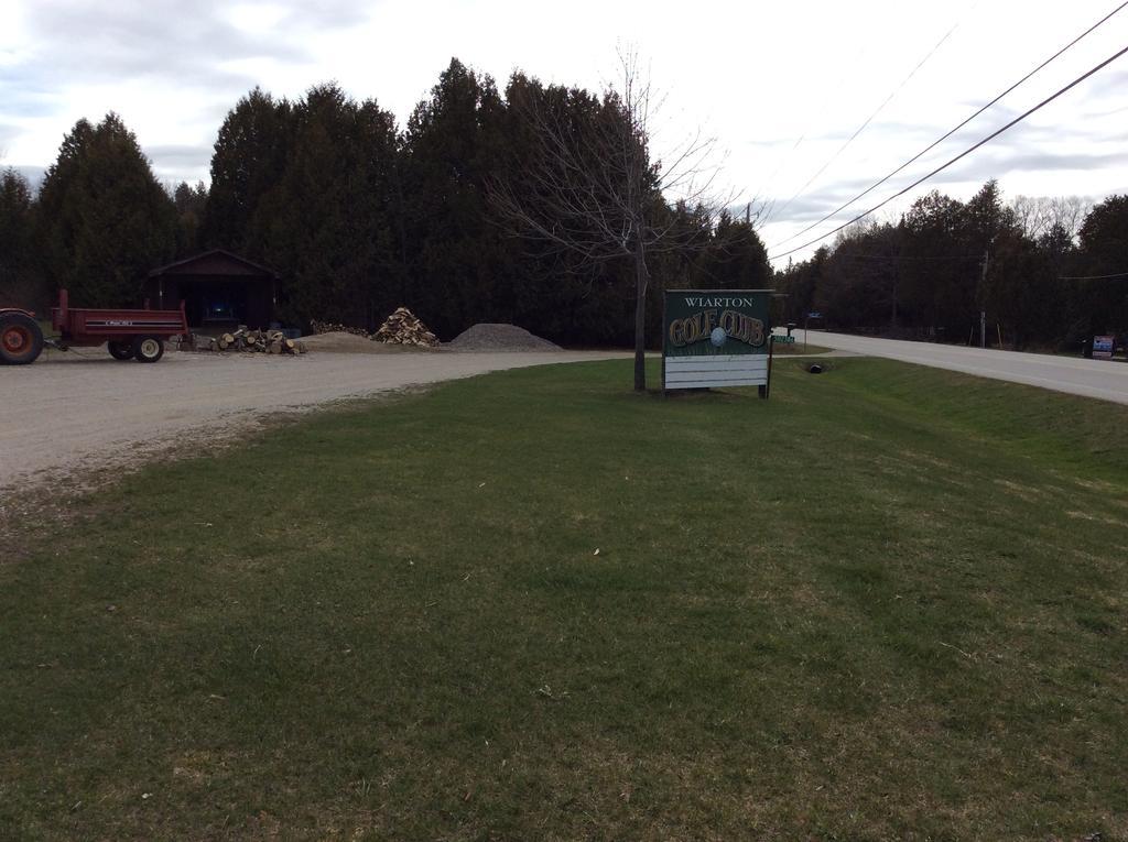 N' This On The Bay -Vacation Suite Wiarton Bagian luar foto